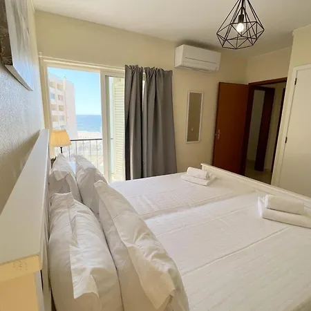 On Da Rocha With Wifi And Garage By Amcf