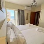 On Da Rocha With Wifi And Garage By Amcf